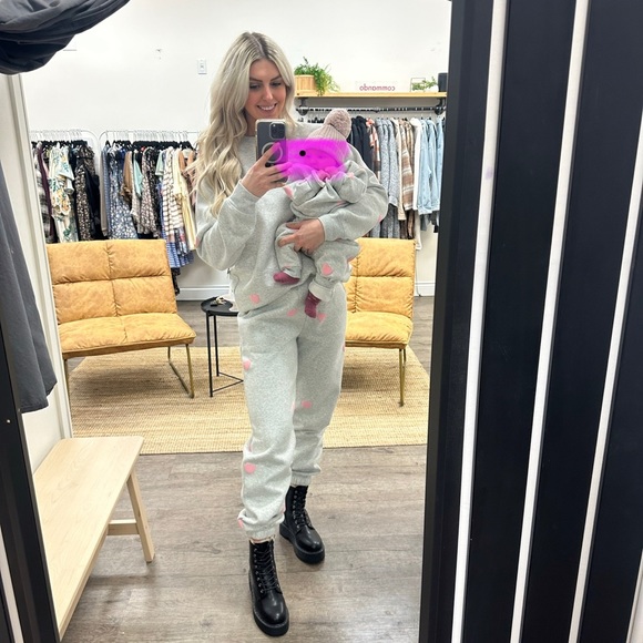 Brunette the Label / KIDS Heart Joggers - Picture 2 of 2